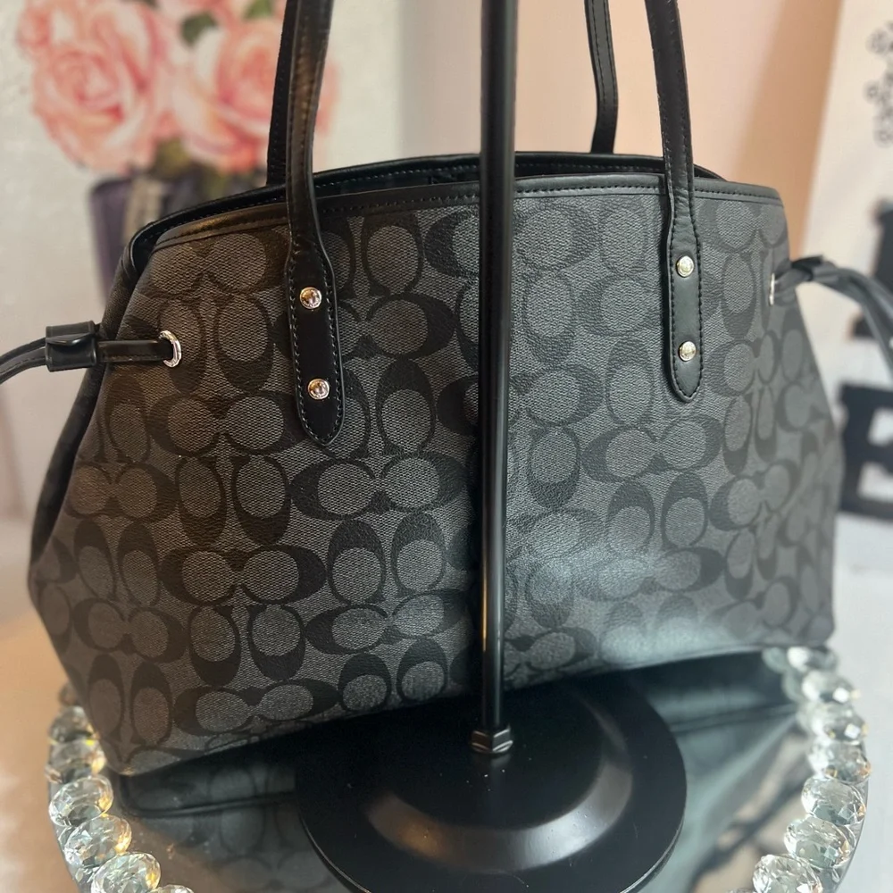 Coach F57842 Signature Drawstring Carryall Shoulder Bag